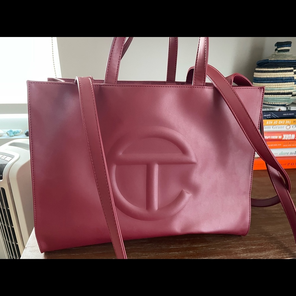 Telfar Burgandy Medium - Picture 1 of 3